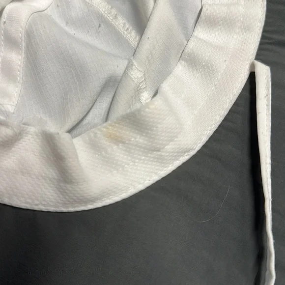 Columbia white sun hat. - Picture 5 of 5
